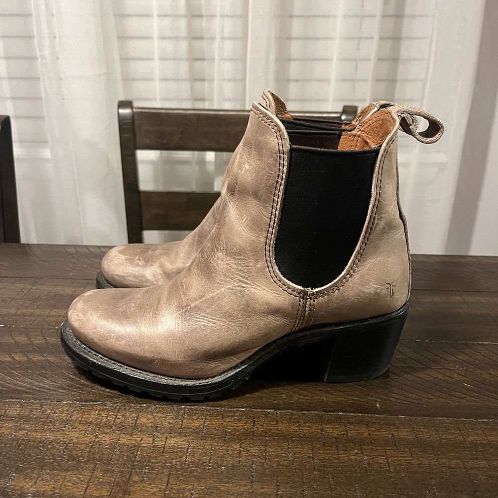 Frye grey leather boots. Size 9